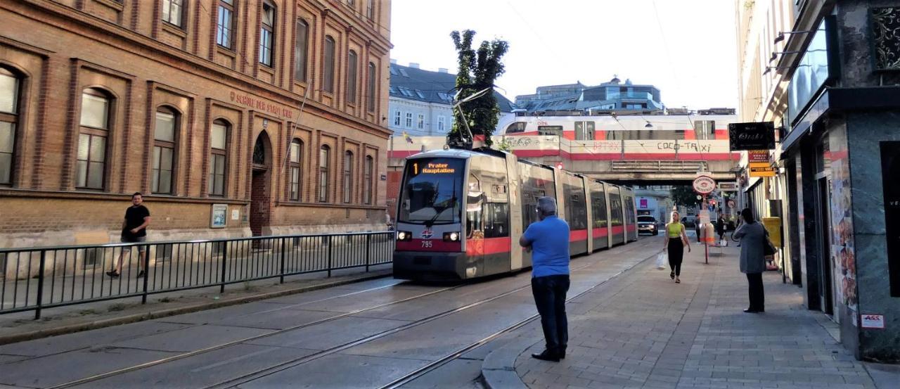 Msq Diana Vienna - 10 Min From City Center - Free Coffee And Tea - High Speed Internet エクステリア 写真